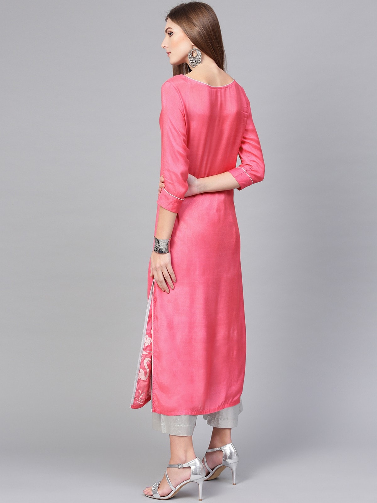 Pink Lotus Inspired Swan Printed Kurta