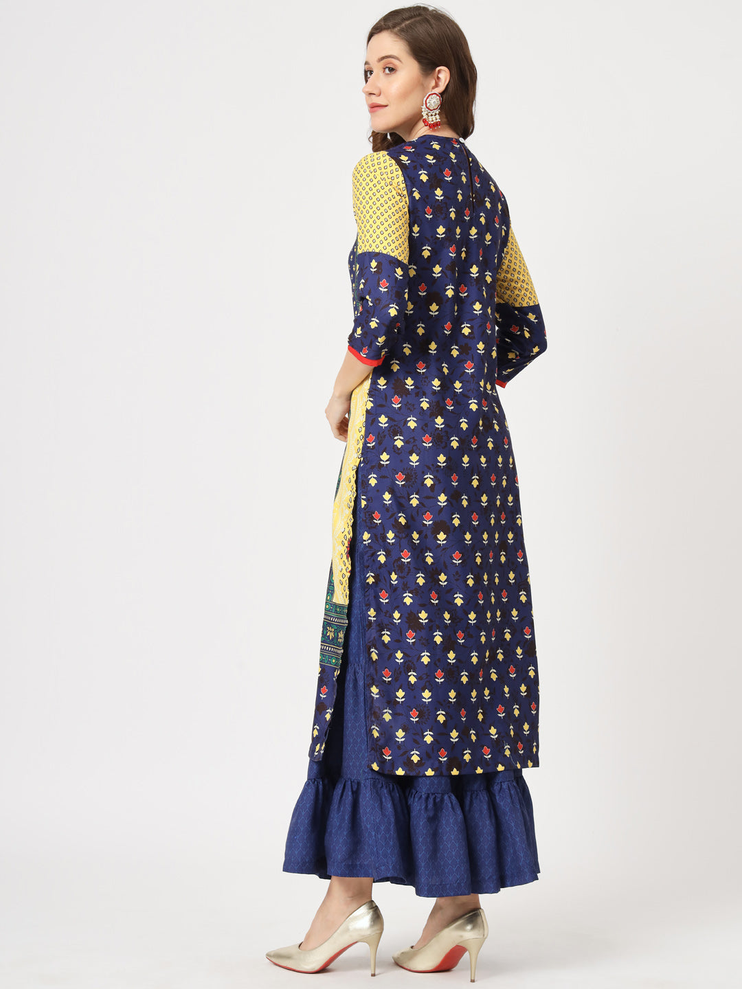 Mughal Straight Kurta With Crew Neck