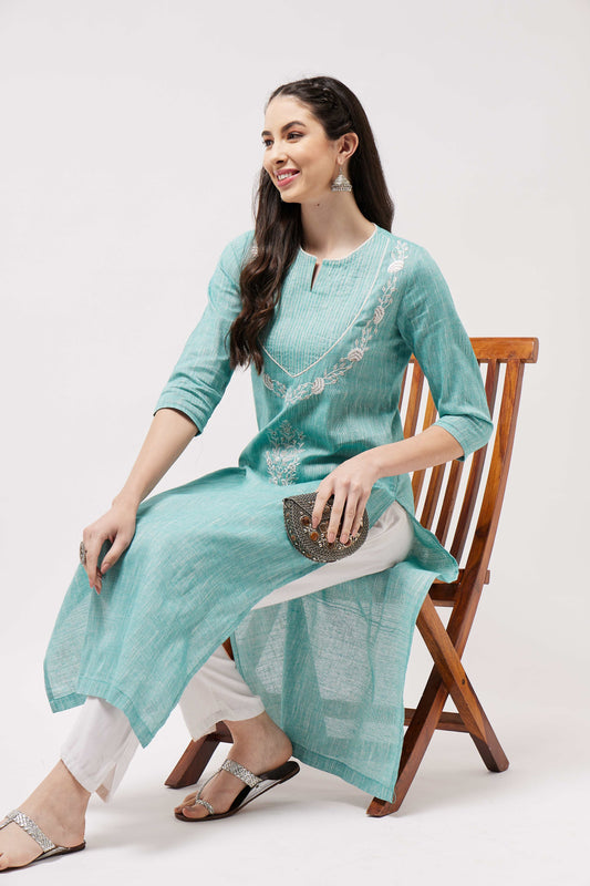 Chambray Embroidered Quarter Sleeves Kurta