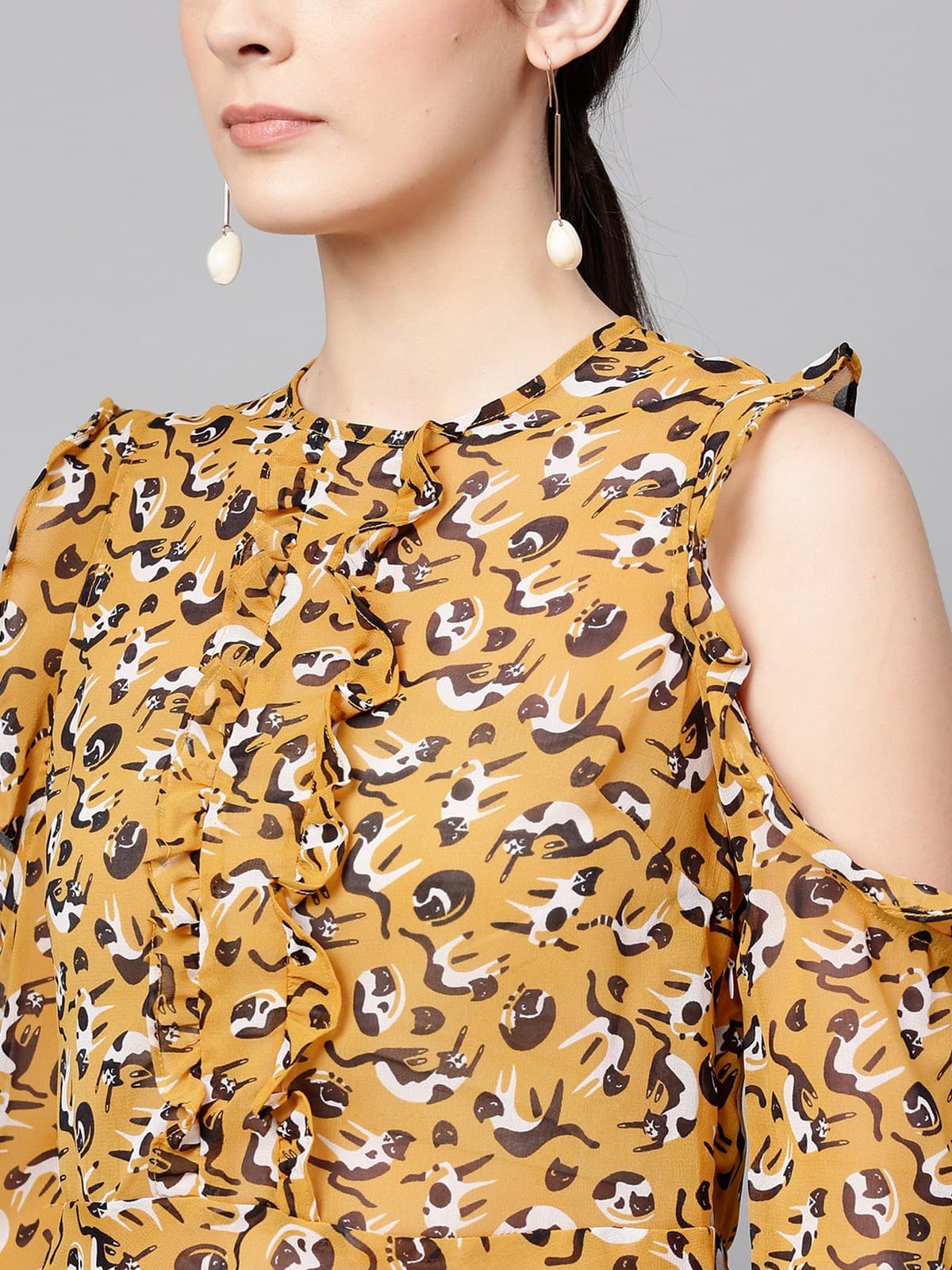 Cat Print Ruffled Top